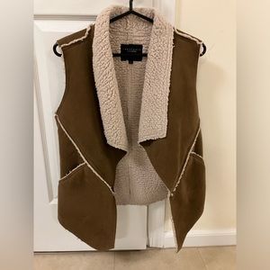 Sanctuary vest $50 size small